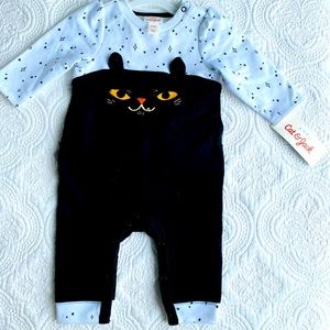Black Cat costume 0-3month NWOT  Cat and Jack